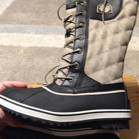 SOLD*** Global Win NWOT brown lace up boot size 10 waterproof - Picture 6 of 9